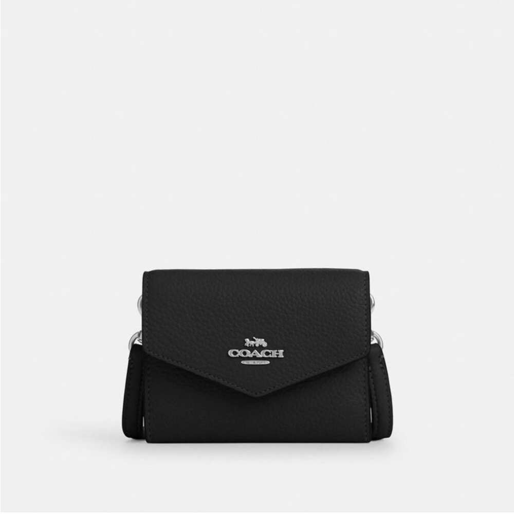 NWOT Coach Outlet Mini Envelope
Wallet Strap
